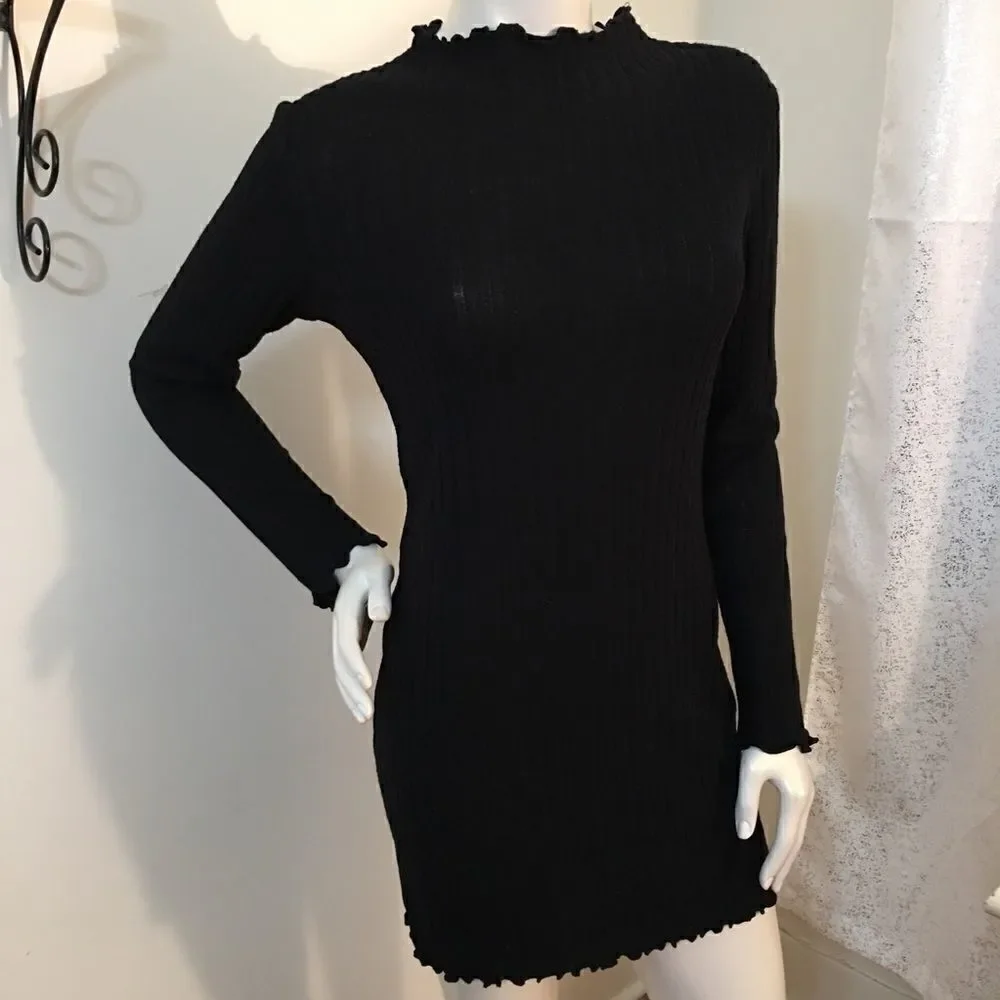 Heart & Hips thick ribbed mini ruffle border dress